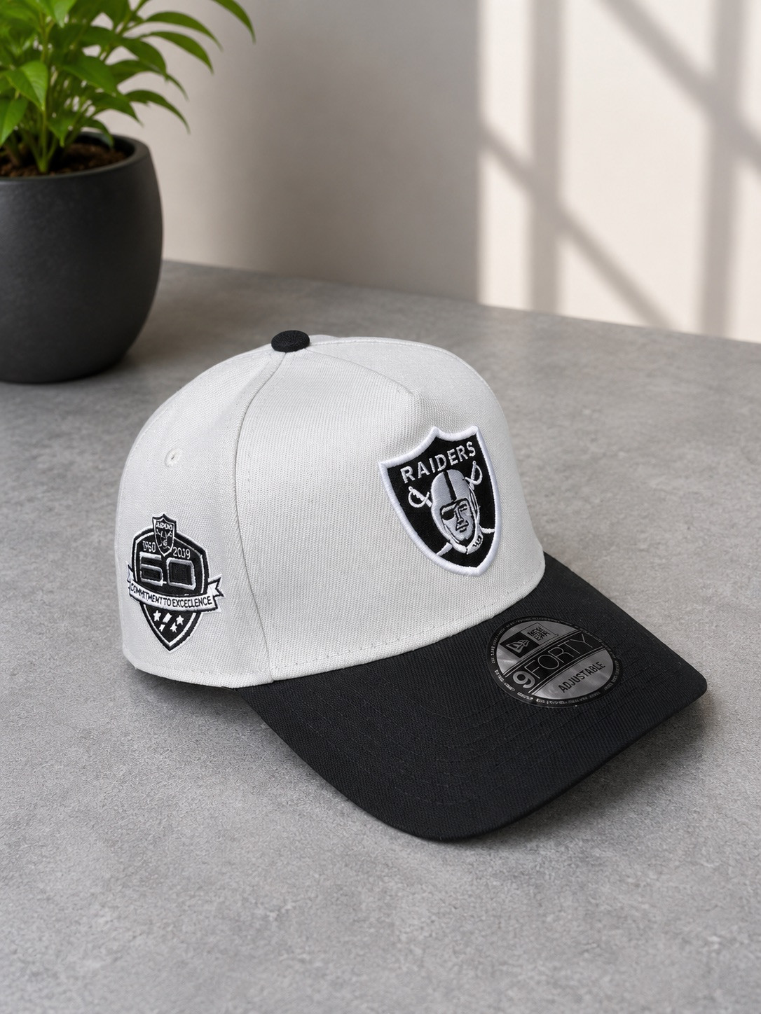 Raiders ajustable — photo 1